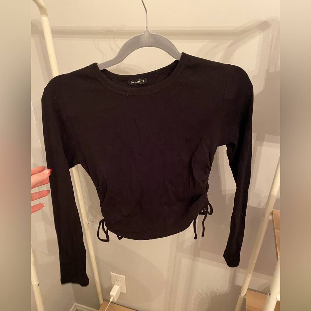 Dynamique black long sleeve. Size large.